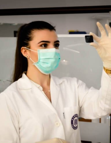 Salas Virtuales Lab Expert Team Member 3